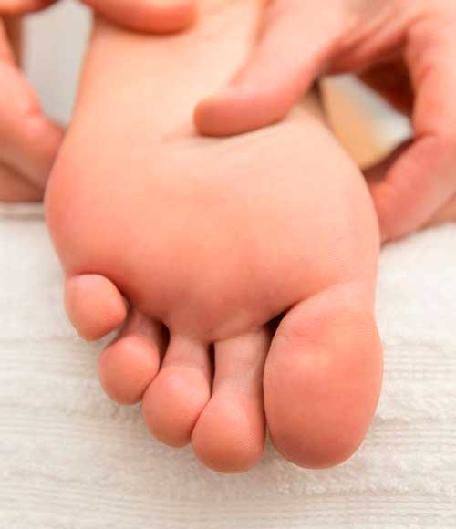 Mitos y realidades sobre la fascitis plantar